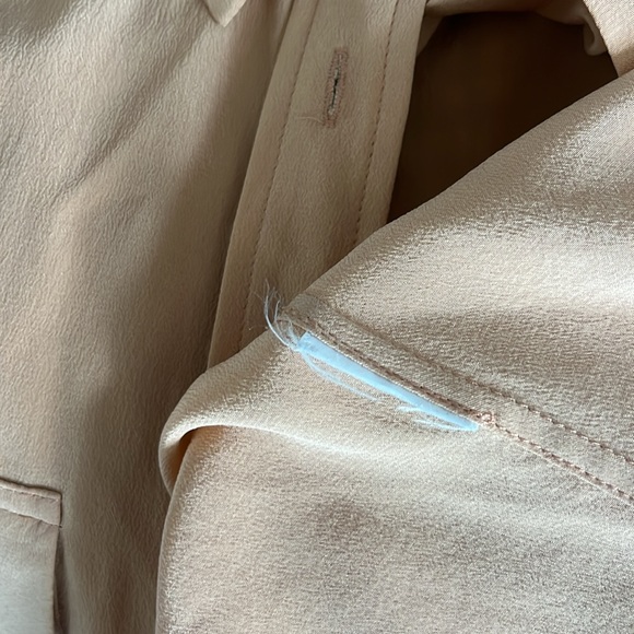 Equipment 100% silk peach collared sleeveless button down - Picture 7 of 7